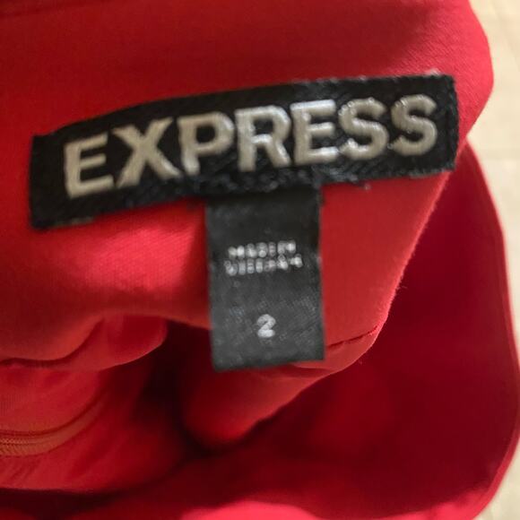 Express Paneled Knee Length Straight/Pencil Skirt in Pink/Red Size 2 - Picture 5 of 7